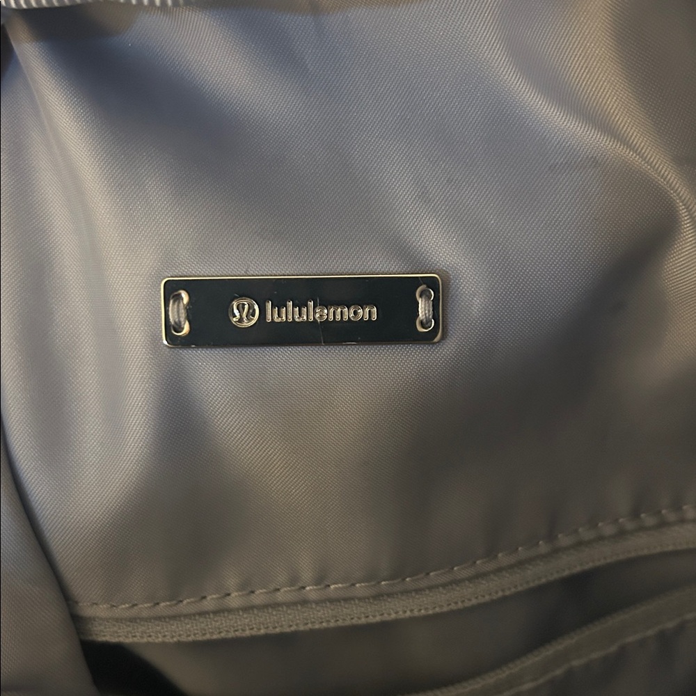 Lululemon | Carry Onward Rucksack Backpack 9L Berry Mist/light blue - Picture 8 of 8